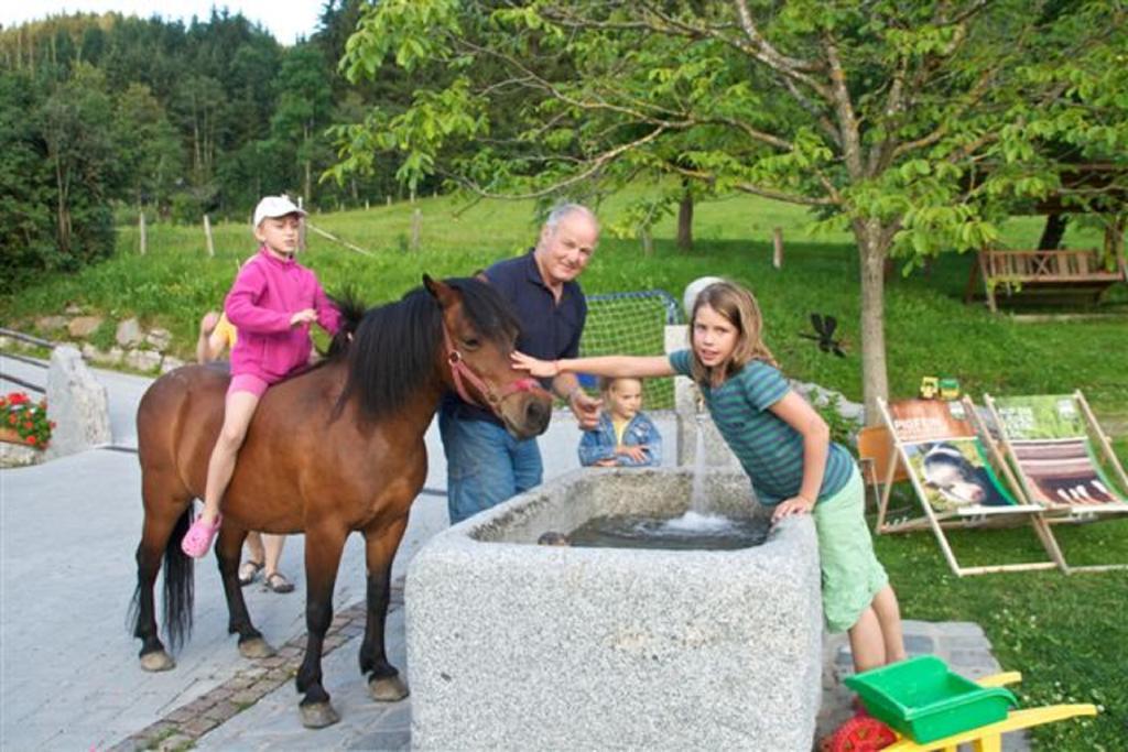 Oberdeutinghof Appartement Saalfelden Buitenkant foto